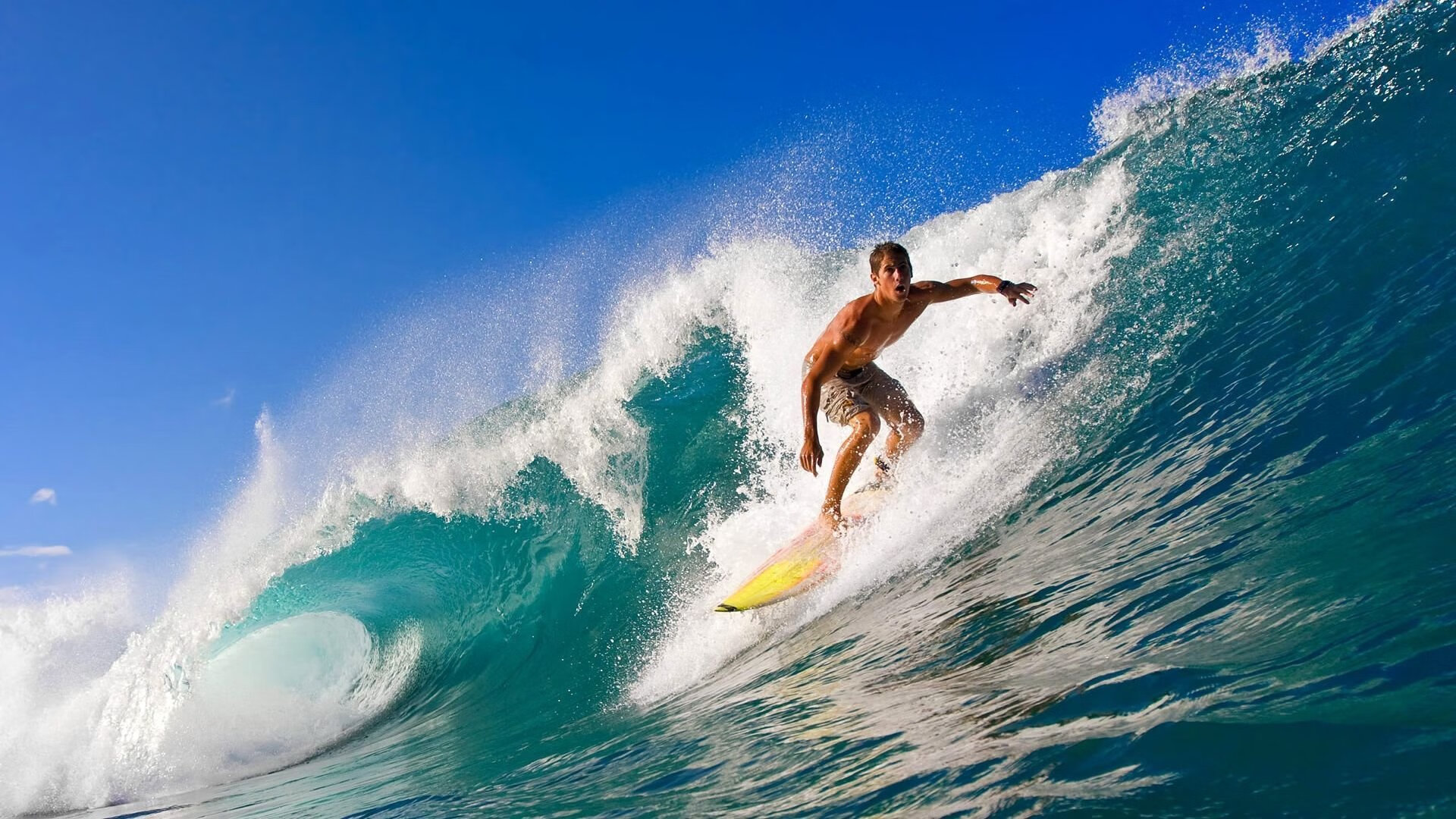 F1新赛季揭幕战之夜，哈兰德硬仗之王，速度与力量的跨界交响