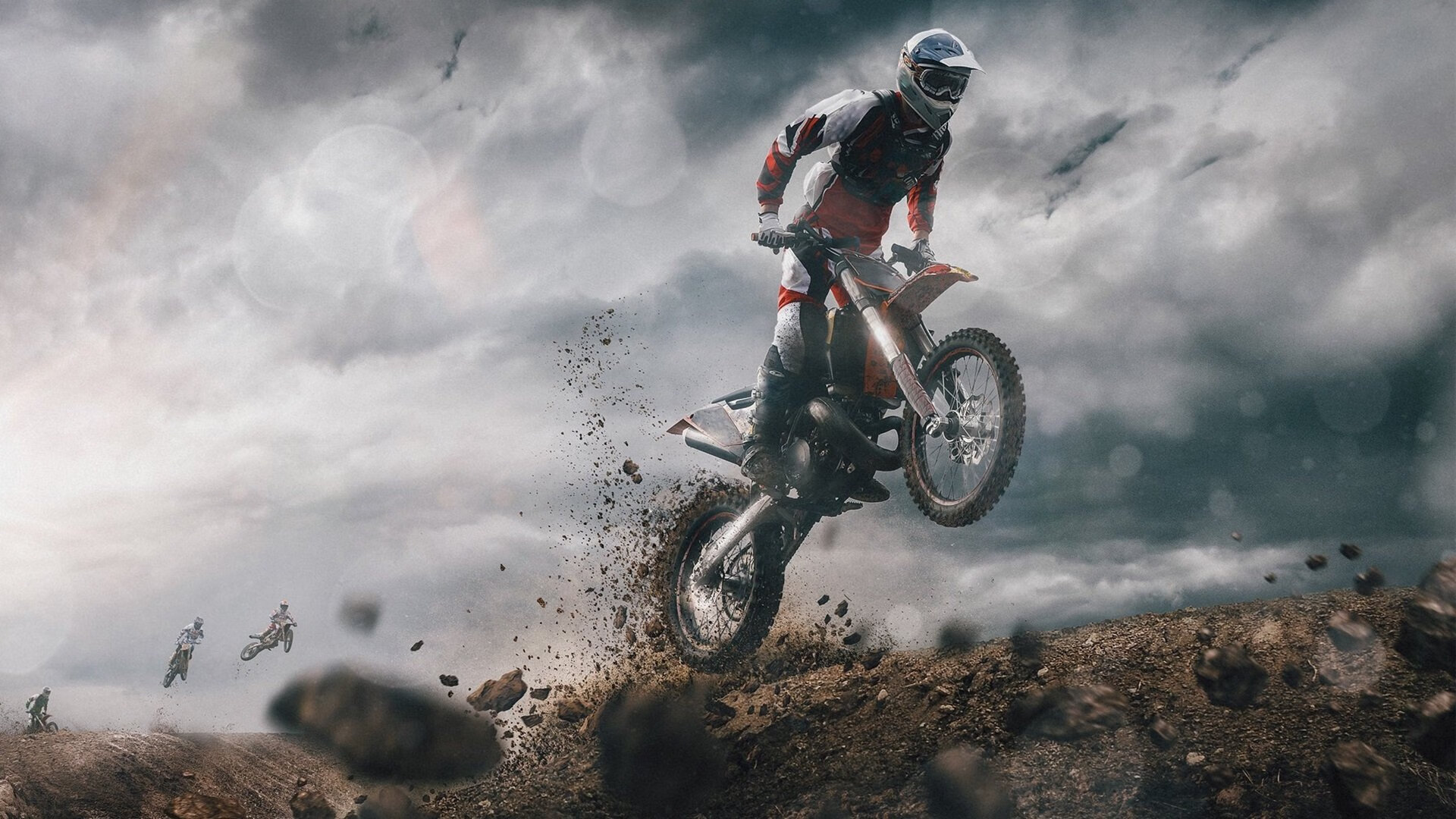 绝地反击！拉塞尔点燃赛场，梅赛德斯上演史诗级翻盘雷诺车队